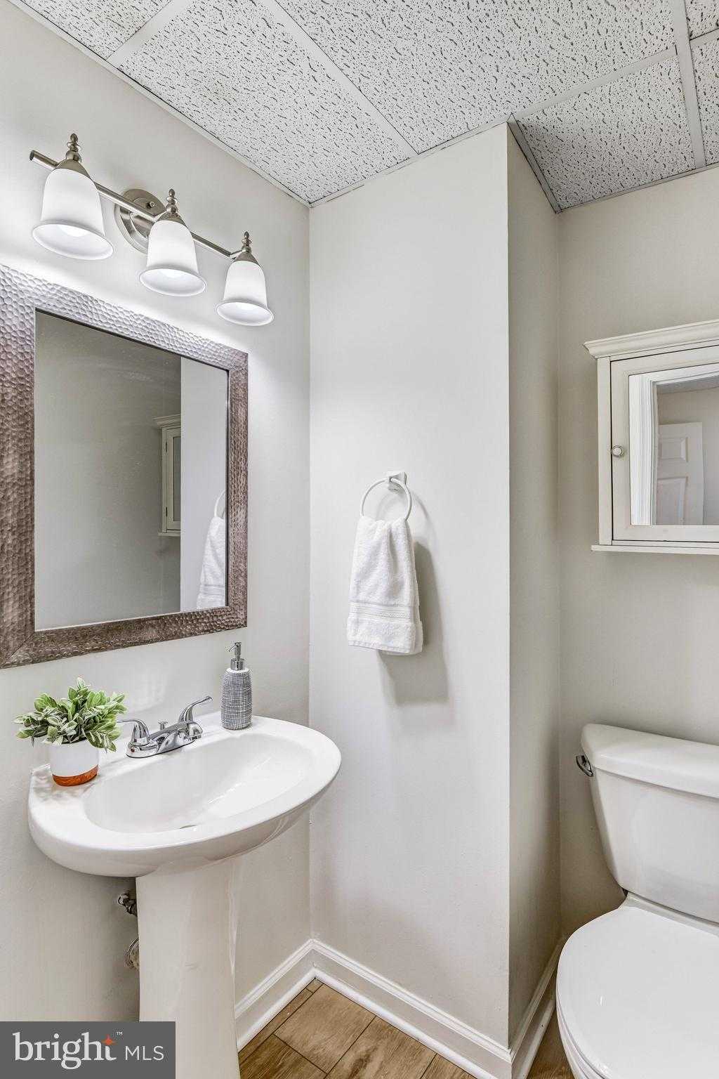 7438 Barbados Ln photo 34