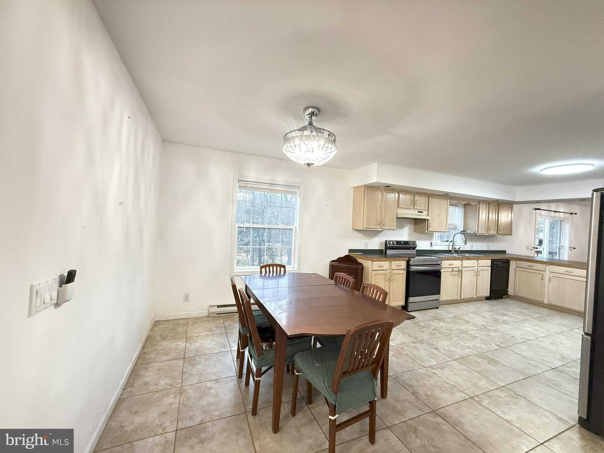 6486 Decker Rd photo 10