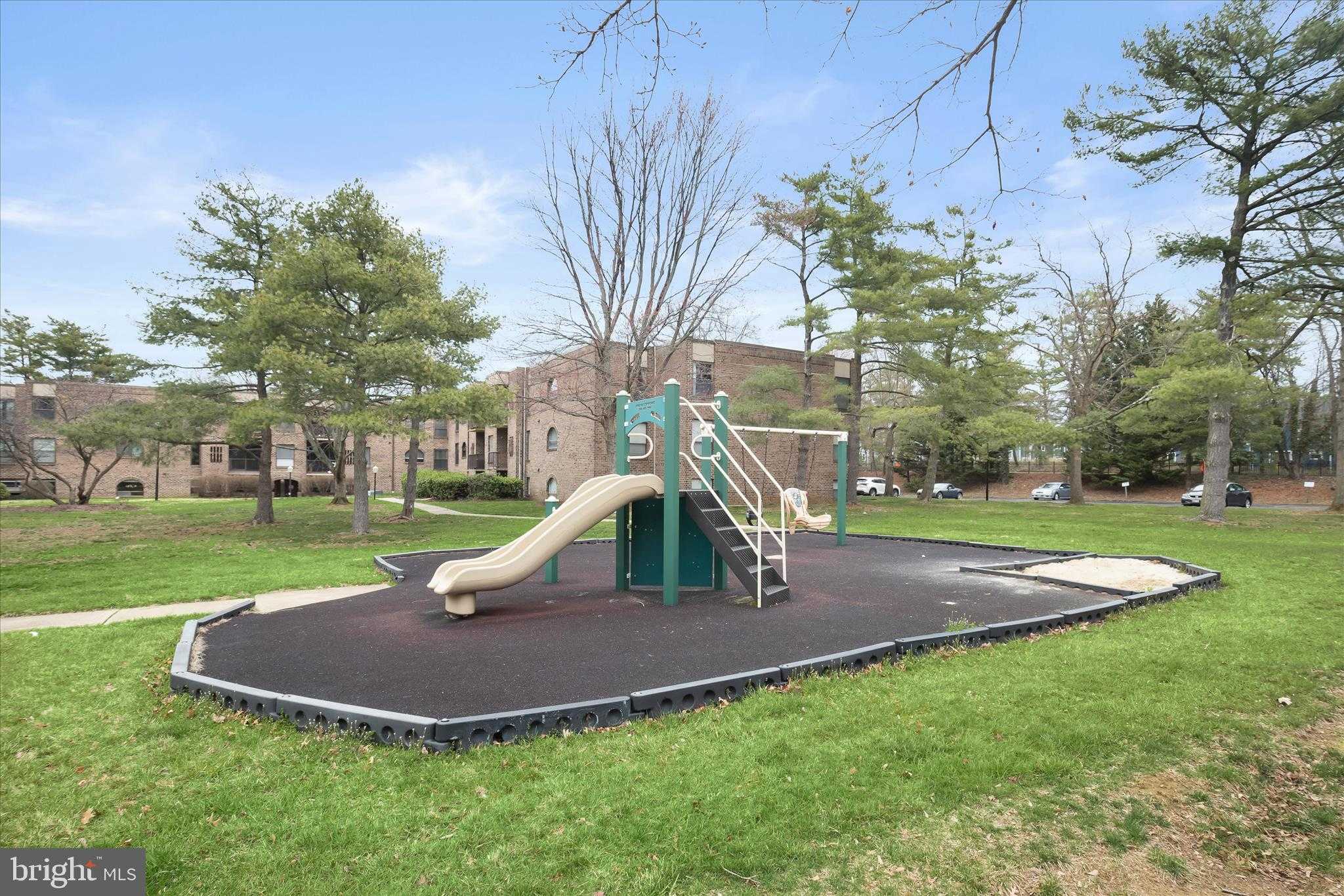 21 Silverwood Cir Apt 11 photo 31