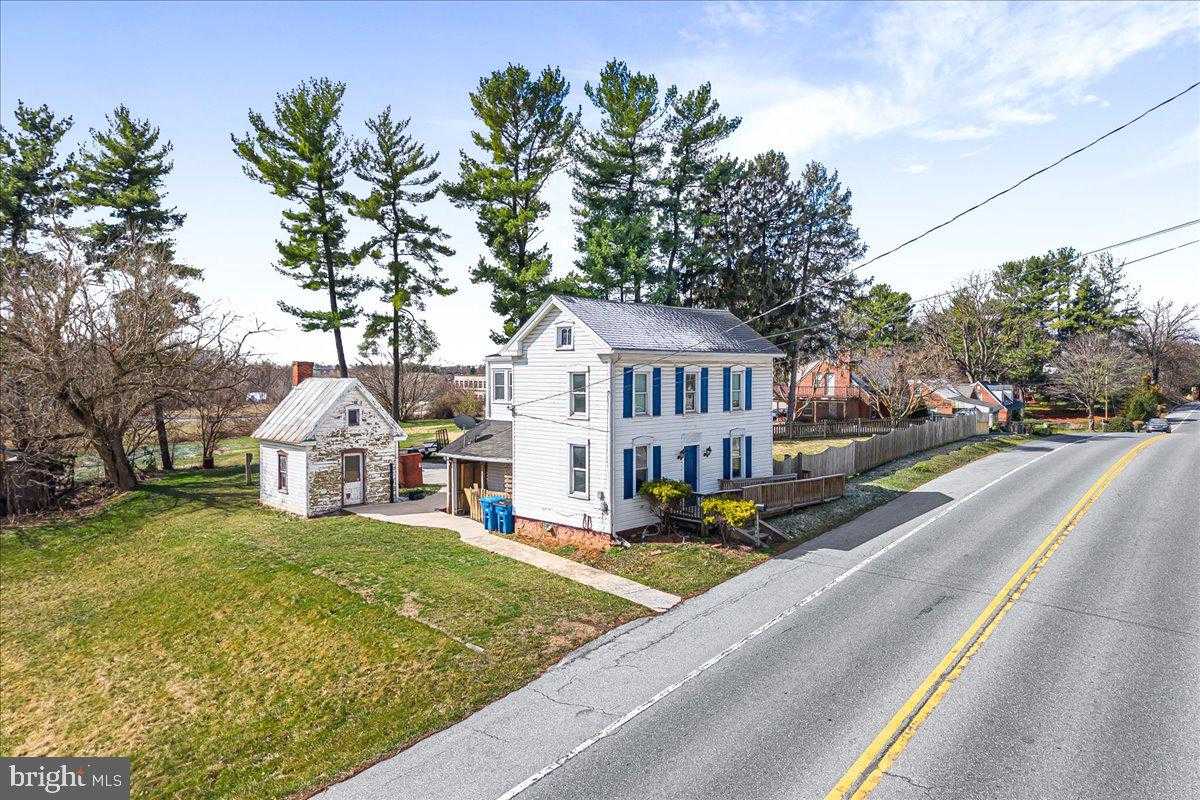 1275 Jefferson Blvd photo 3