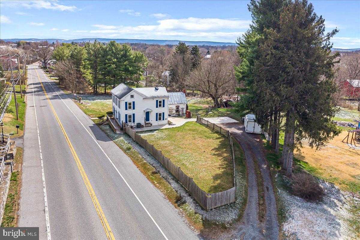 1275 Jefferson Blvd photo 4