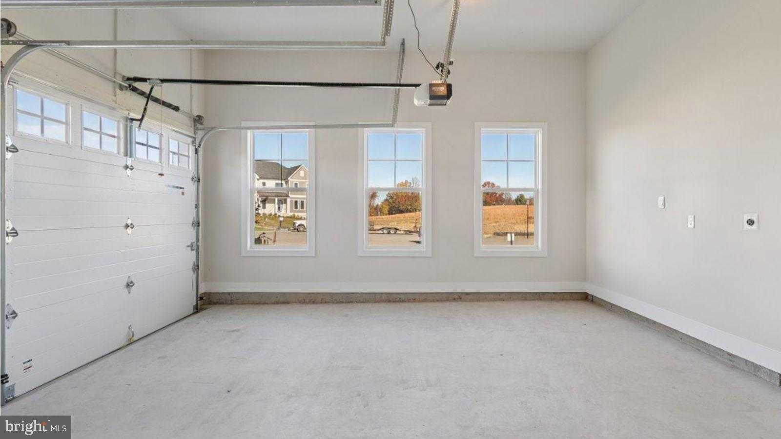 16504 Golden Crown Dr photo 102