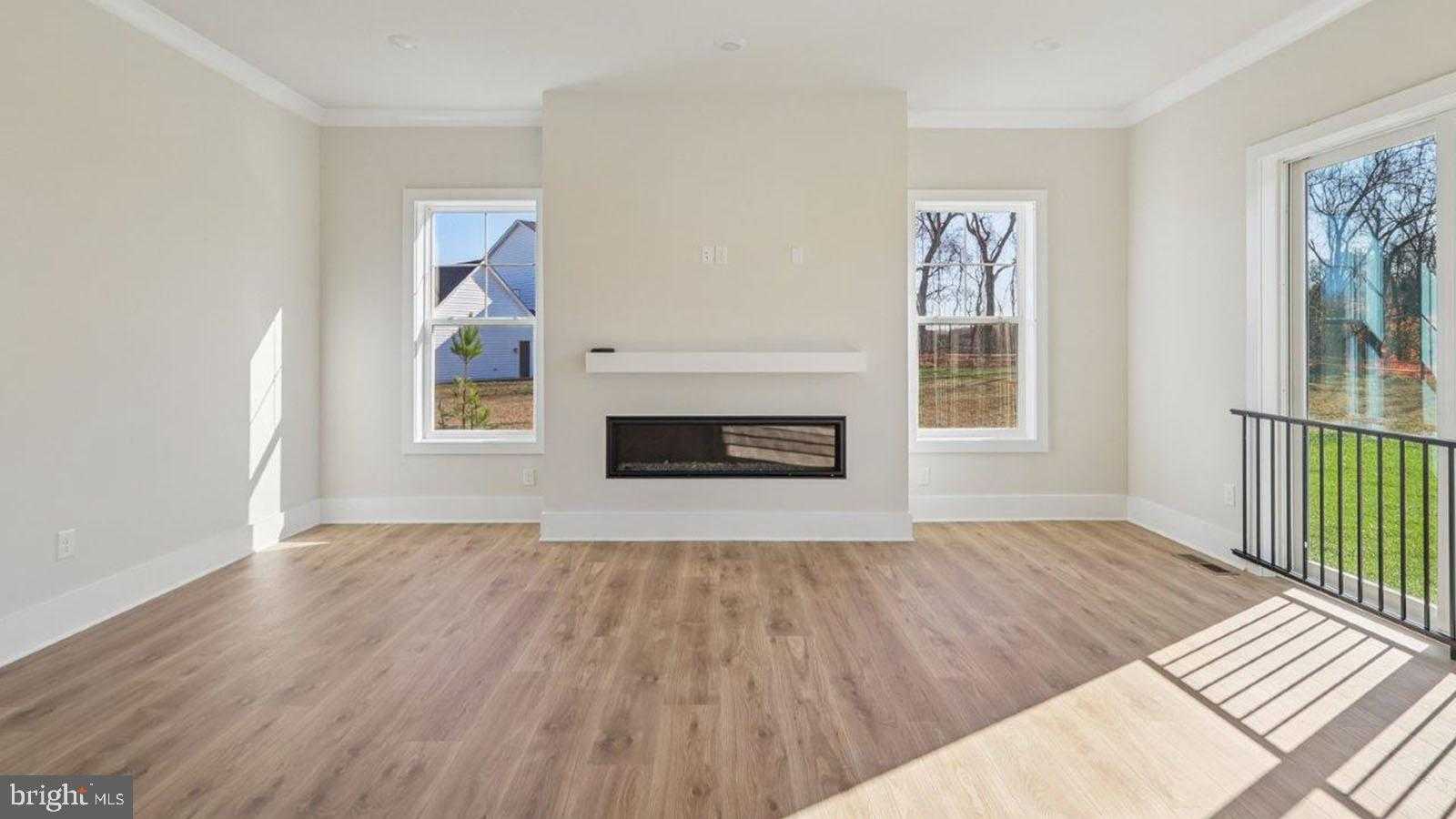 16504 Golden Crown Dr photo 11