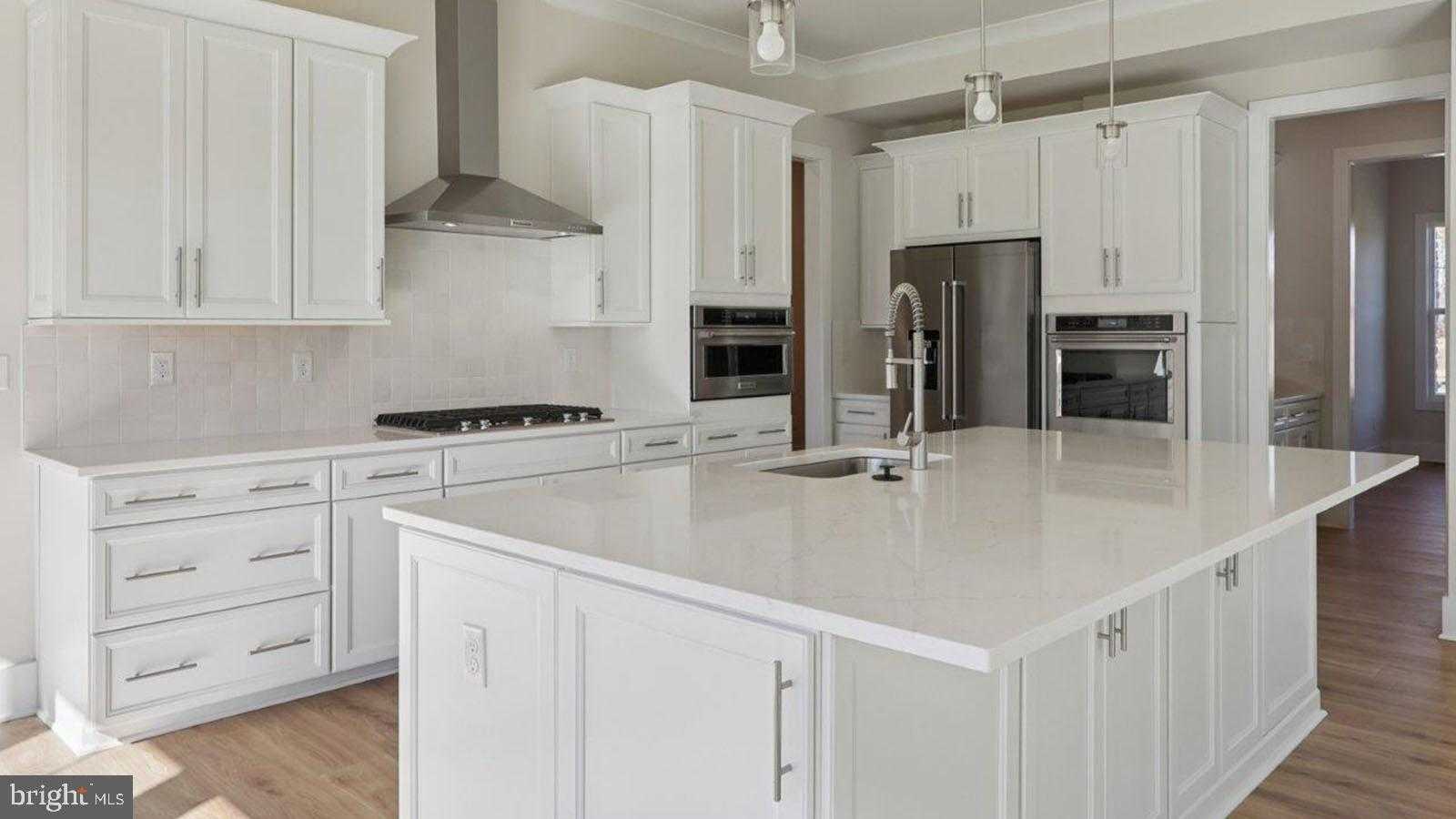 16504 Golden Crown Dr photo 23