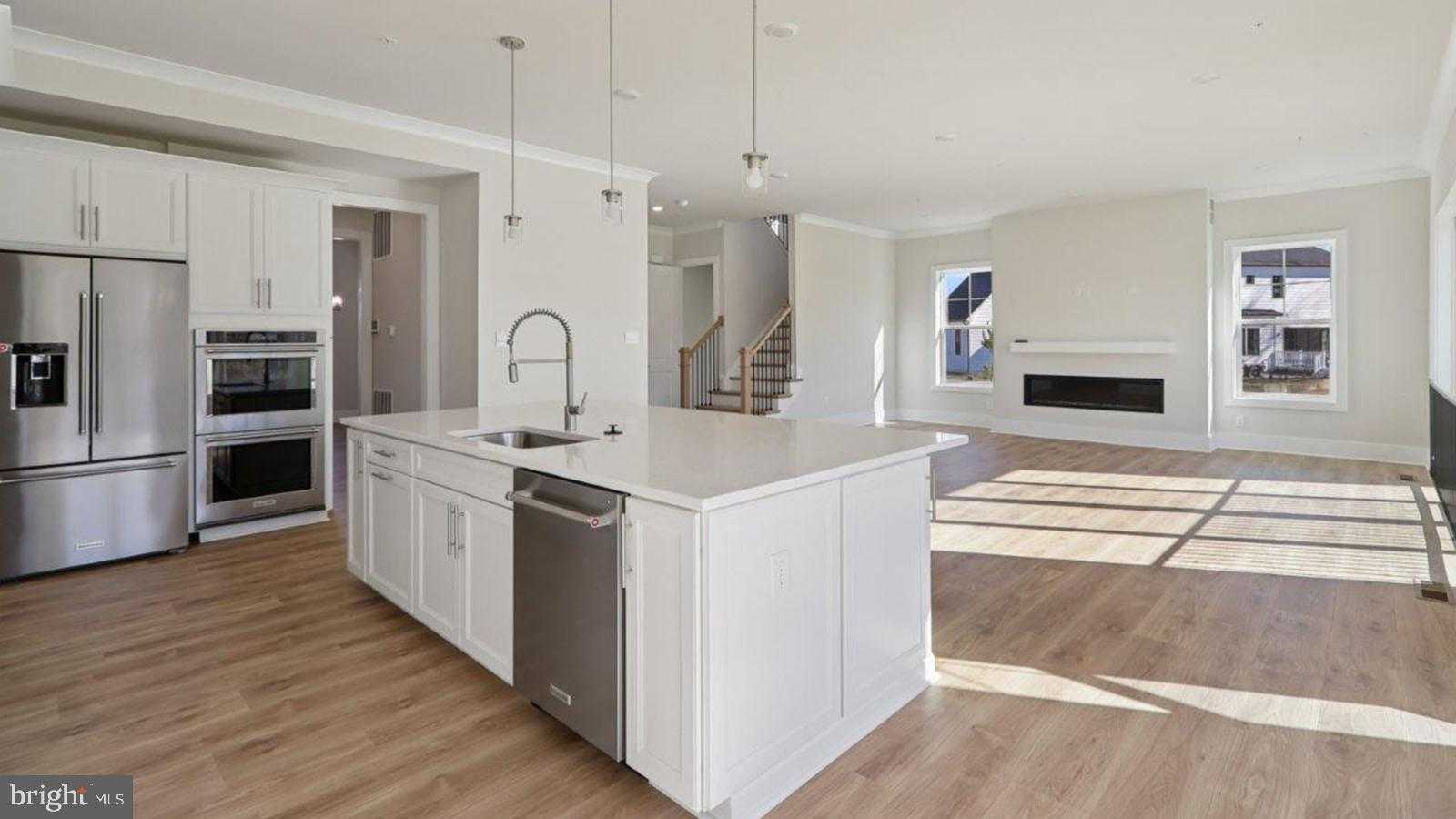 16504 Golden Crown Dr photo 25