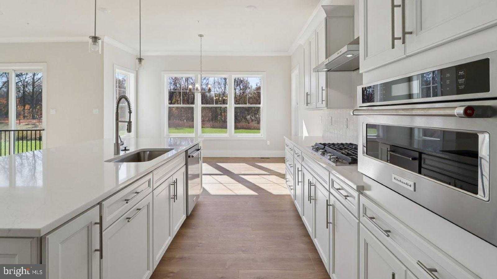 16504 Golden Crown Dr photo 26