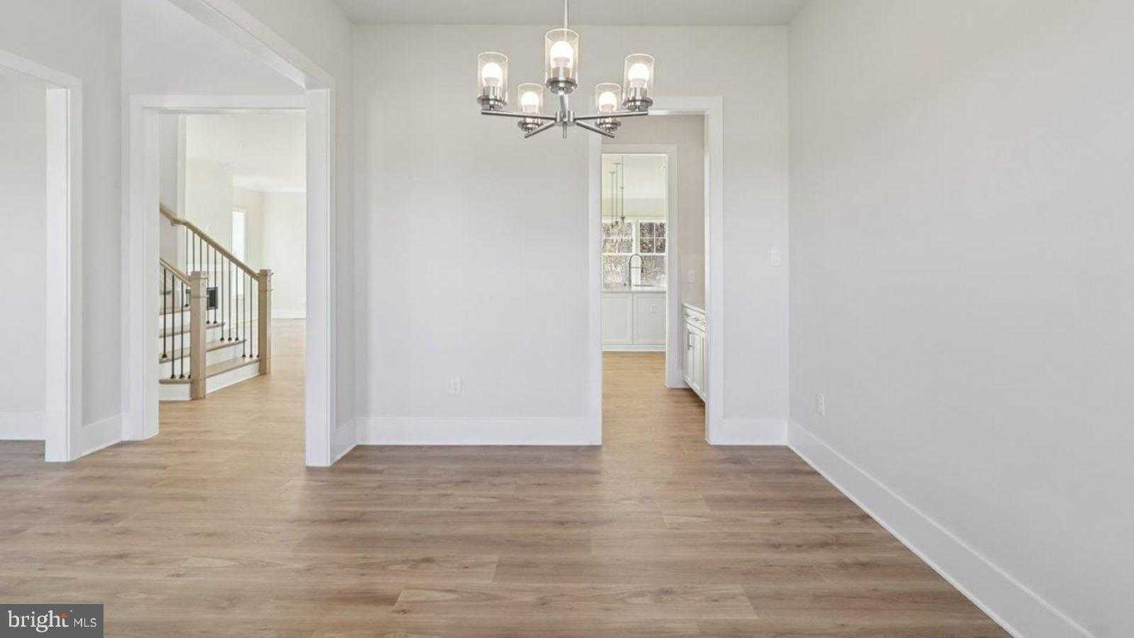 16504 Golden Crown Dr photo 34