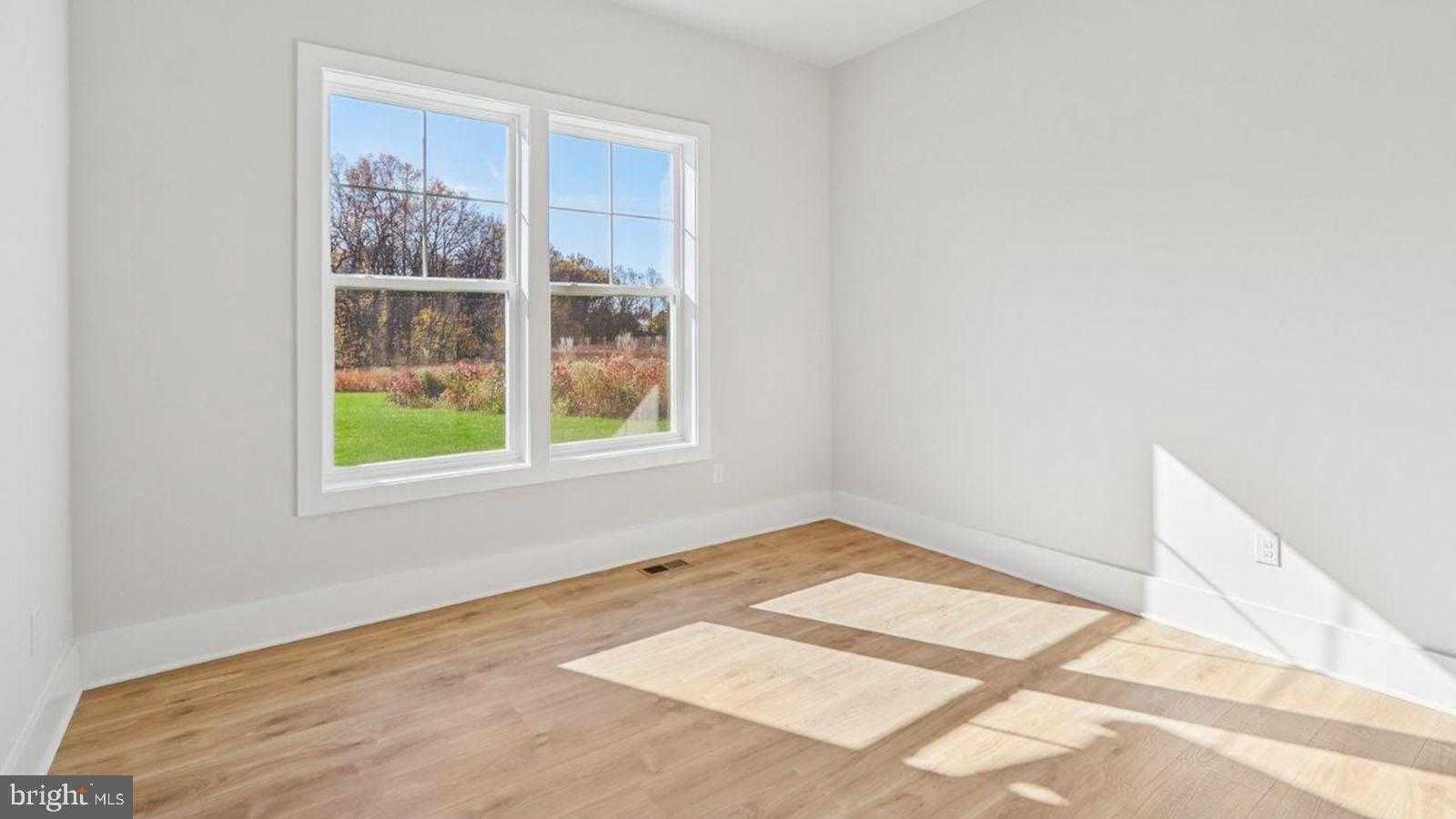 16504 Golden Crown Dr photo 39