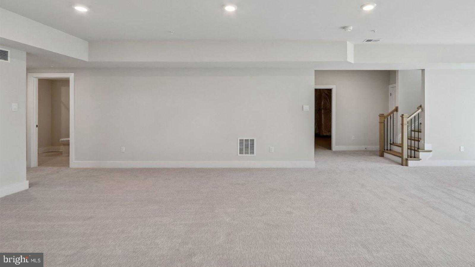 16504 Golden Crown Dr photo 51