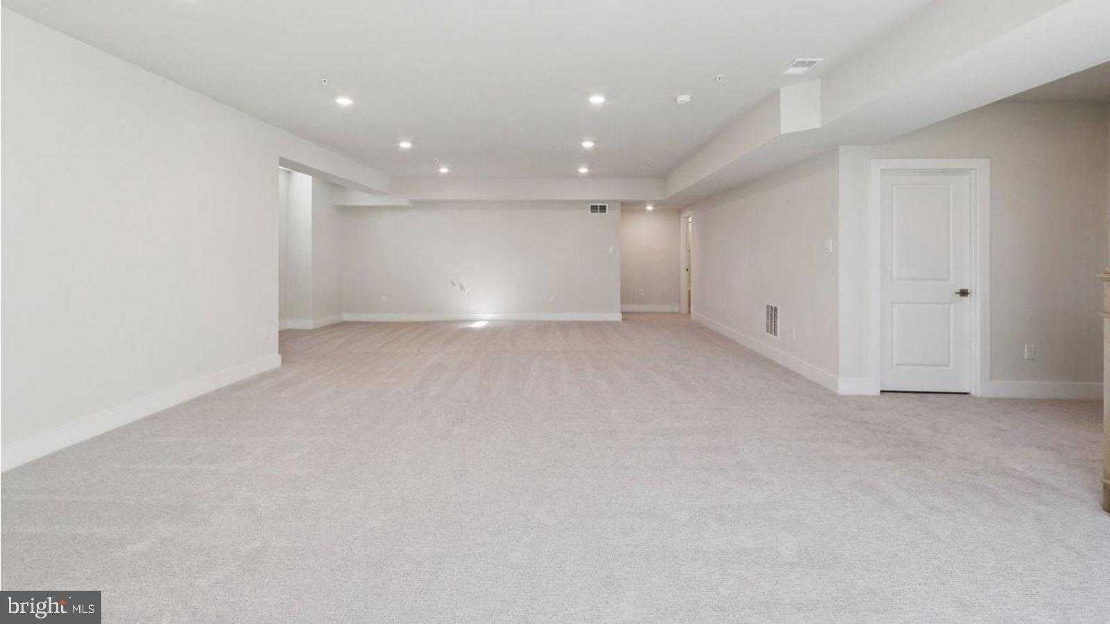 16504 Golden Crown Dr photo 52