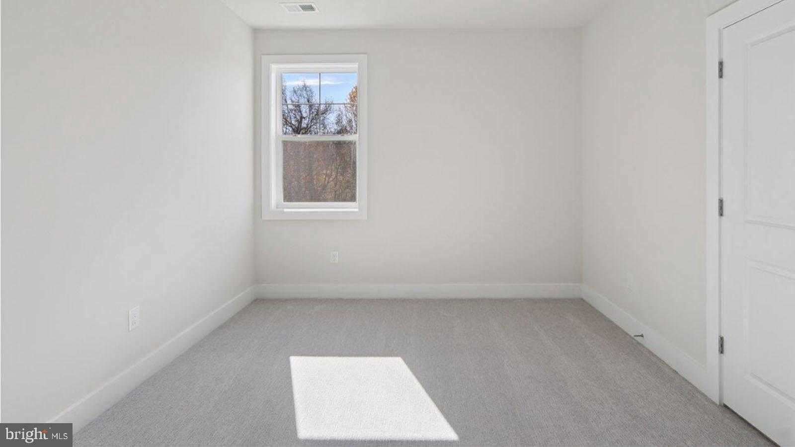 16504 Golden Crown Dr photo 78