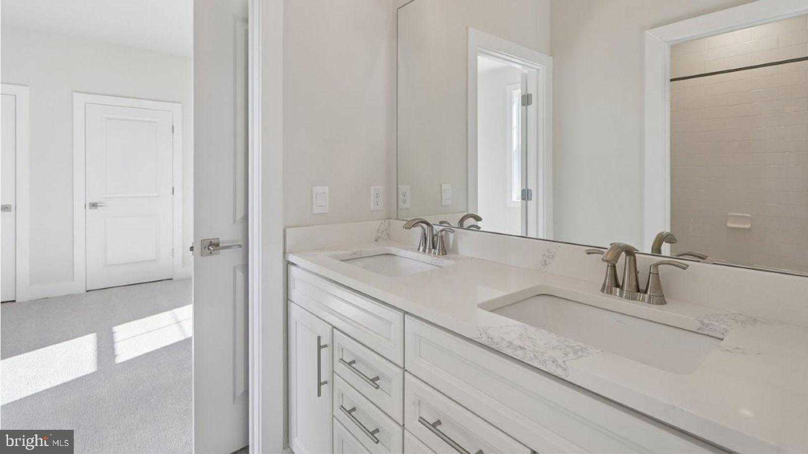 16504 Golden Crown Dr photo 81