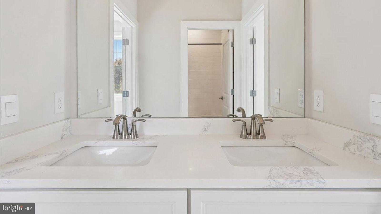 16504 Golden Crown Dr photo 82