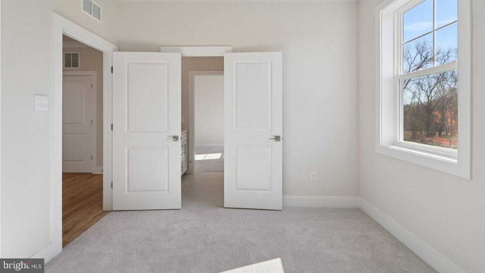 16504 Golden Crown Dr photo 85