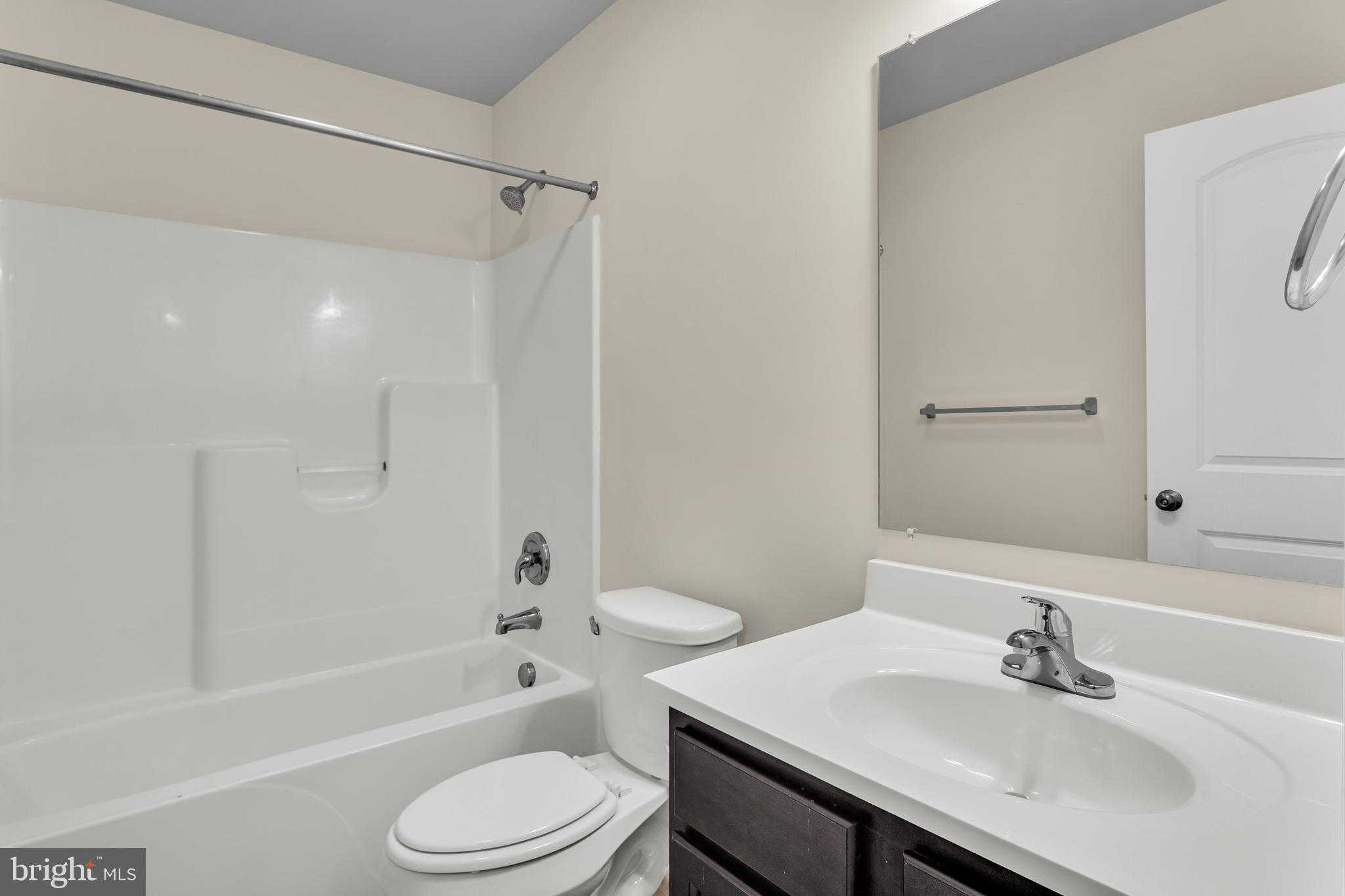 980 Gregs Dr photo 23