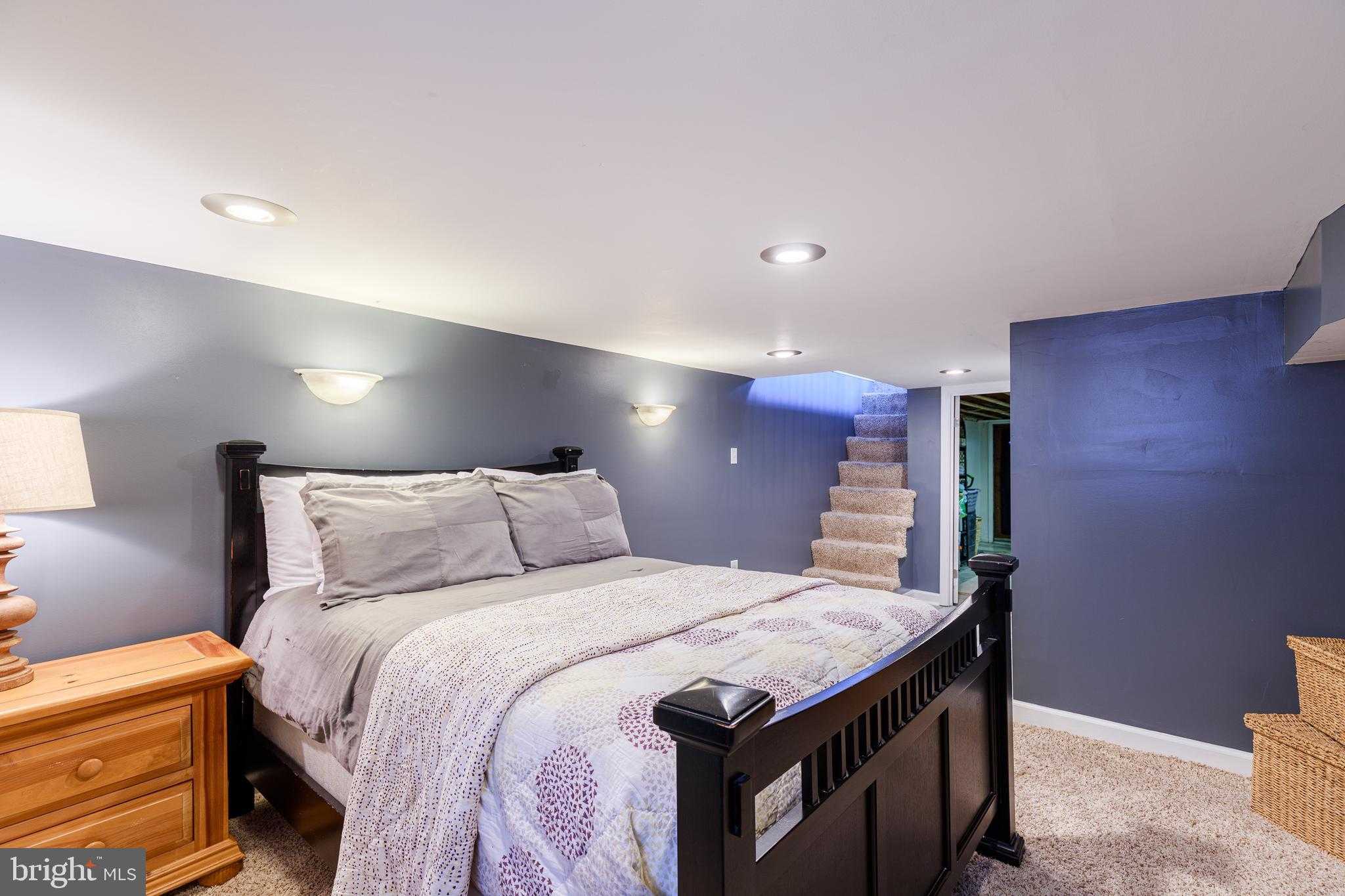 821 S Eaton St photo 25