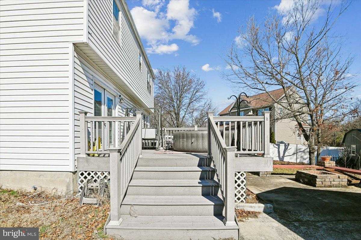 1217 Scattered Pines CT photo 59