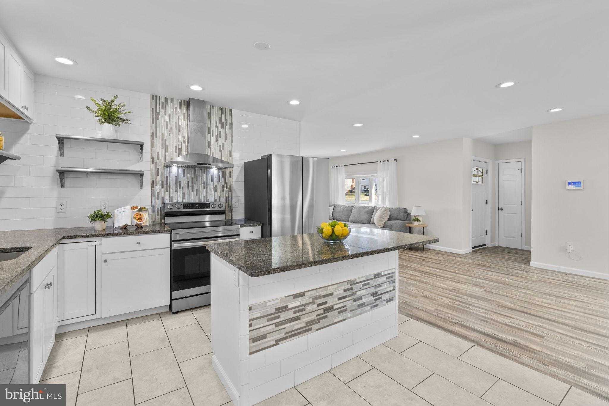 8062 Telegraph Rd photo 7