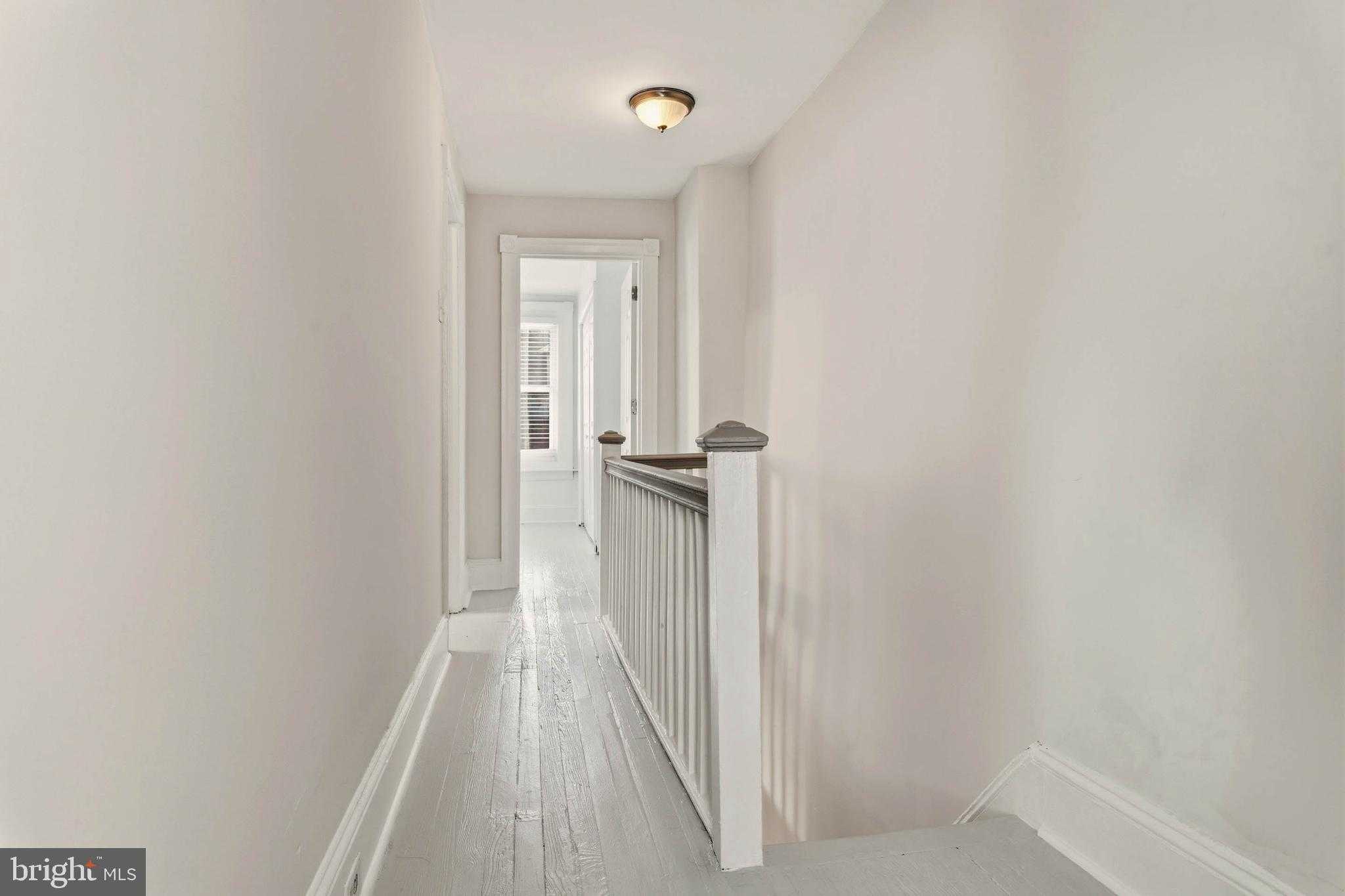 118 Jamestown St photo 14