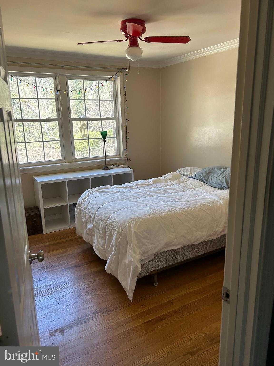 2217 Westview Dr photo 2