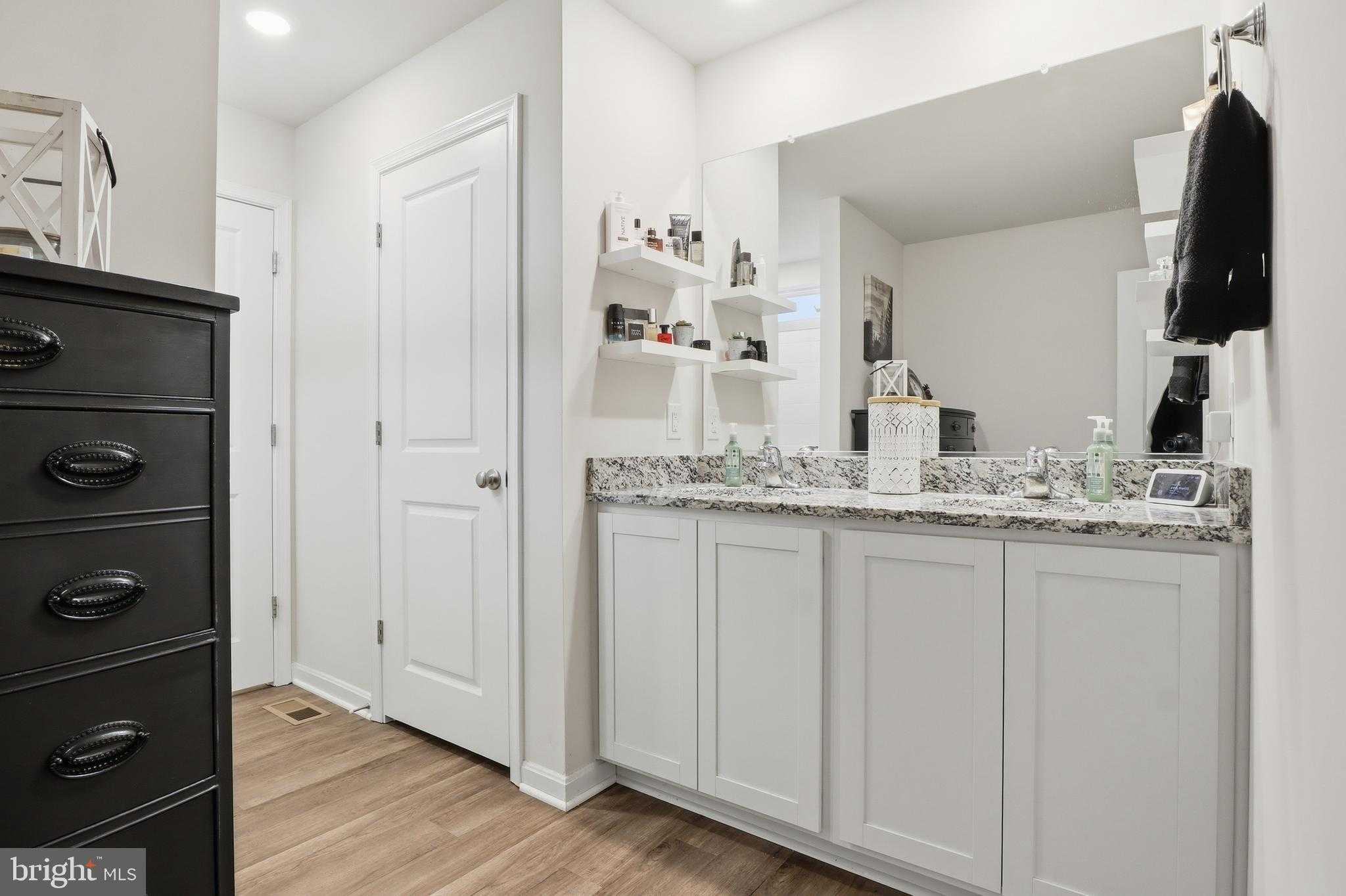 4301 Brent Dr photo 33