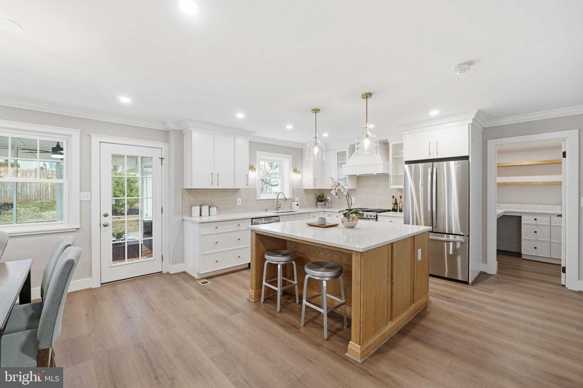 4218 Brookfield Dr photo 8