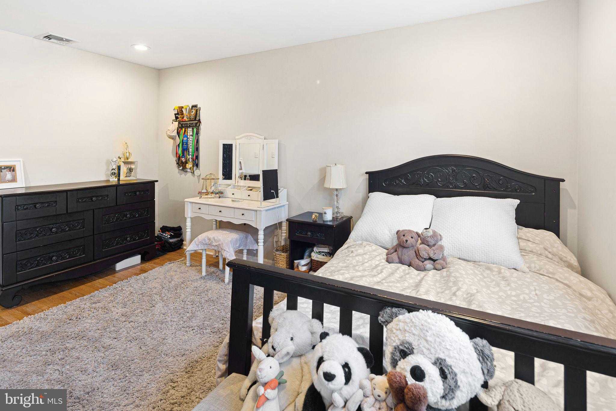 306 S Providence Rd photo 20