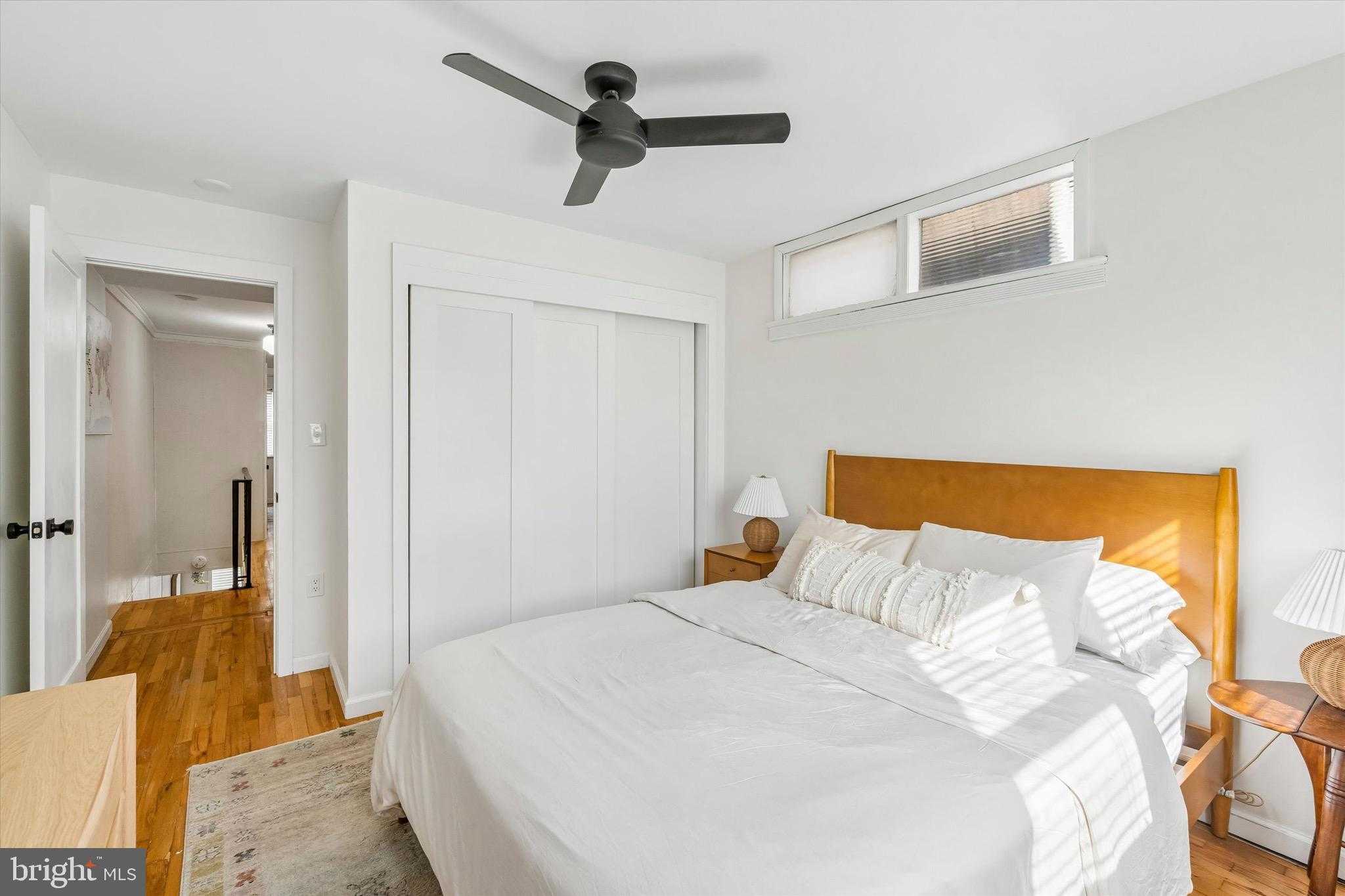 634 Sears St photo 15