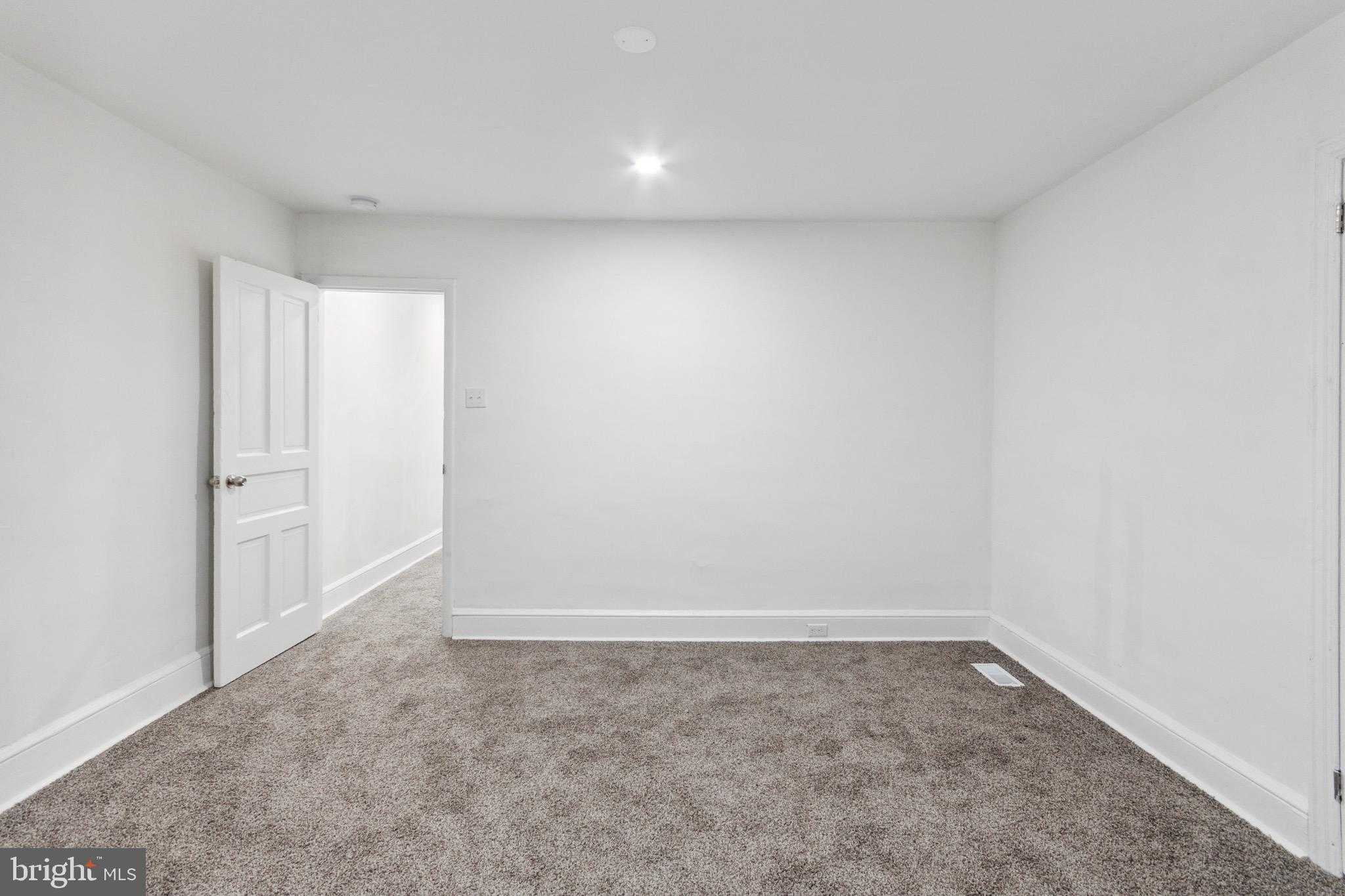 6202 Callowhill St photo 11