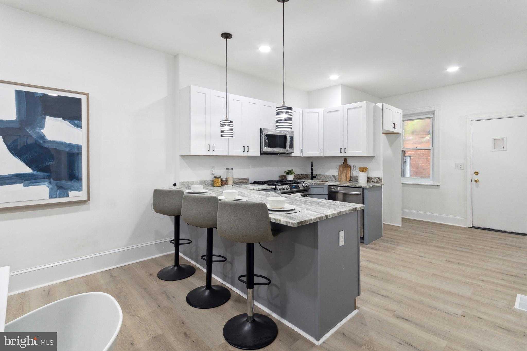 6202 Callowhill St photo 3