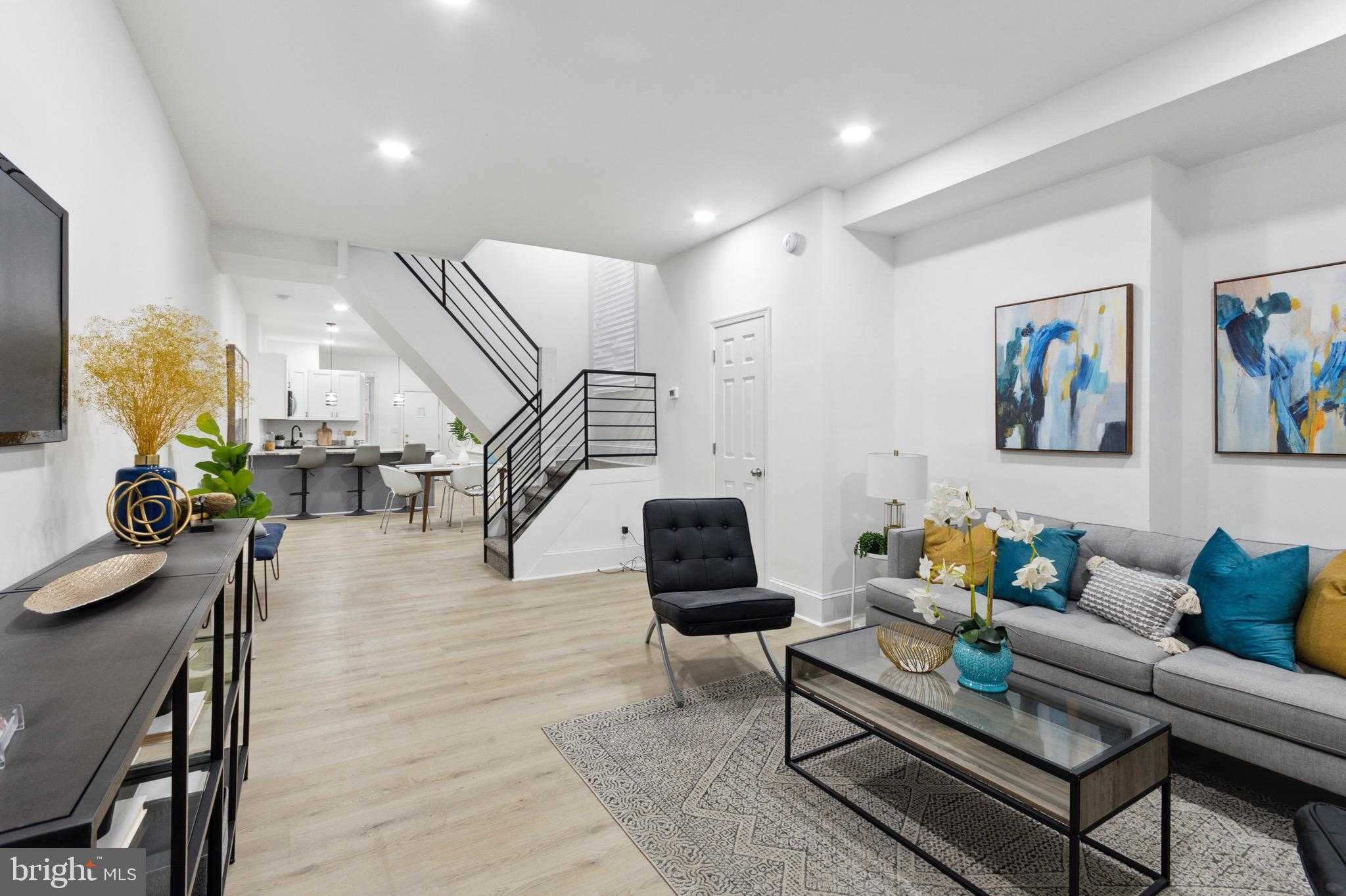 6202 Callowhill St photo 4