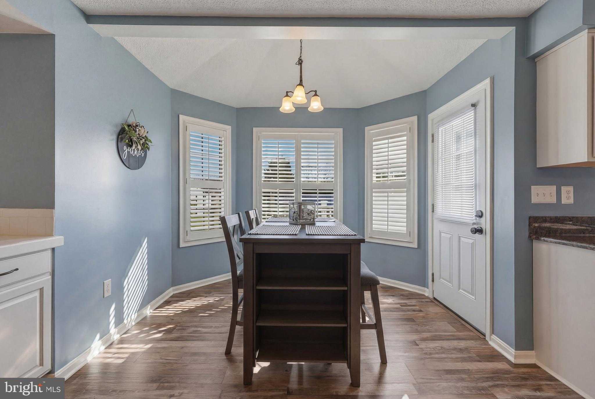 199 Primrose Dr photo 12