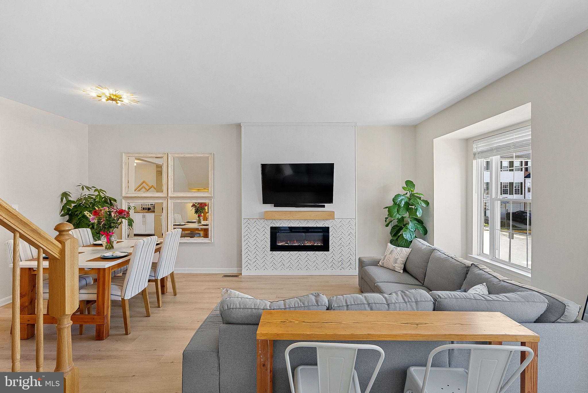 20392 Farmgate Ter photo 9