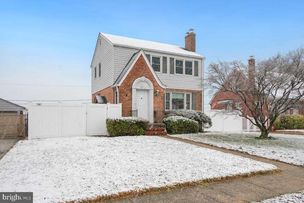 8013 Neighbors Ave photo 2