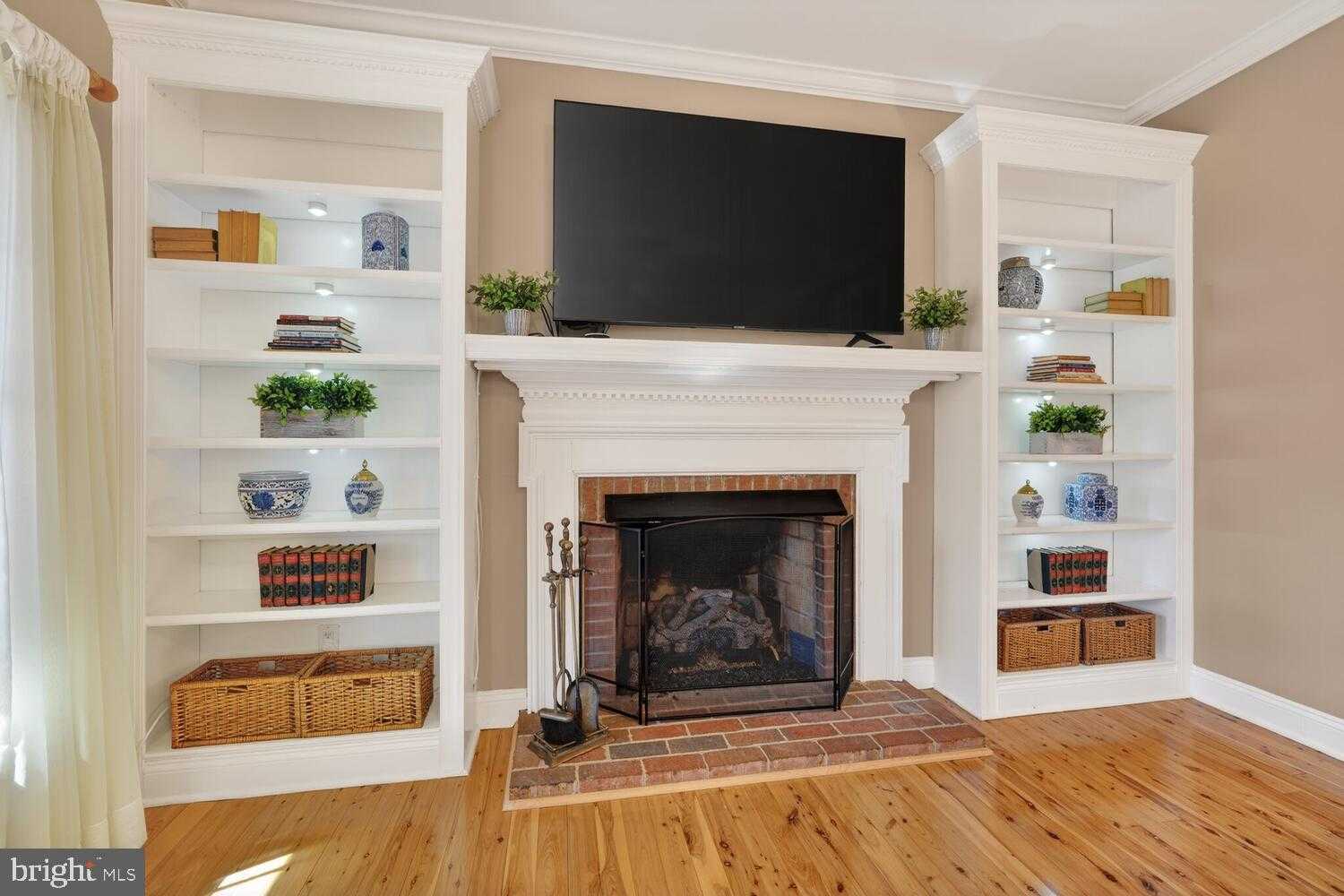 7923 Donegal Ln photo 22