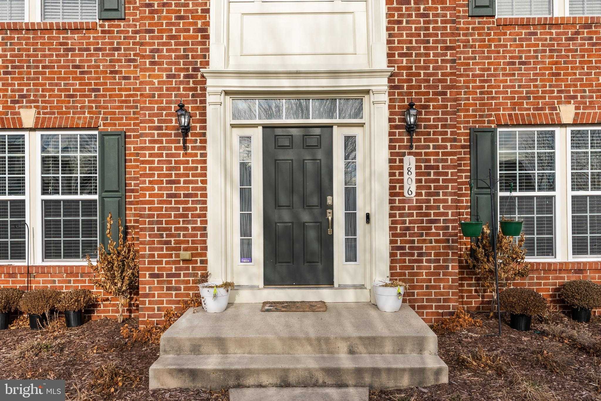 1806 Orchard Hill Dr photo 3