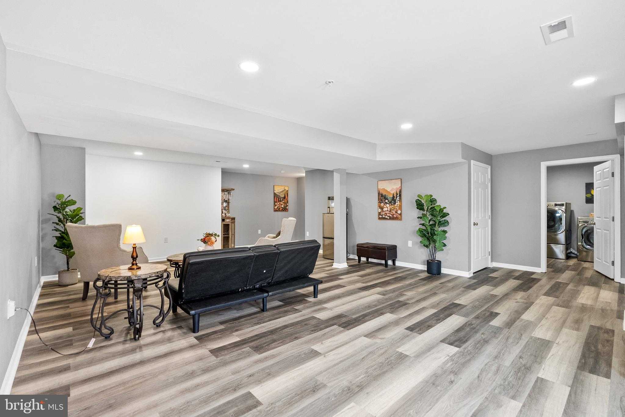 1806 Orchard Hill Dr photo 38