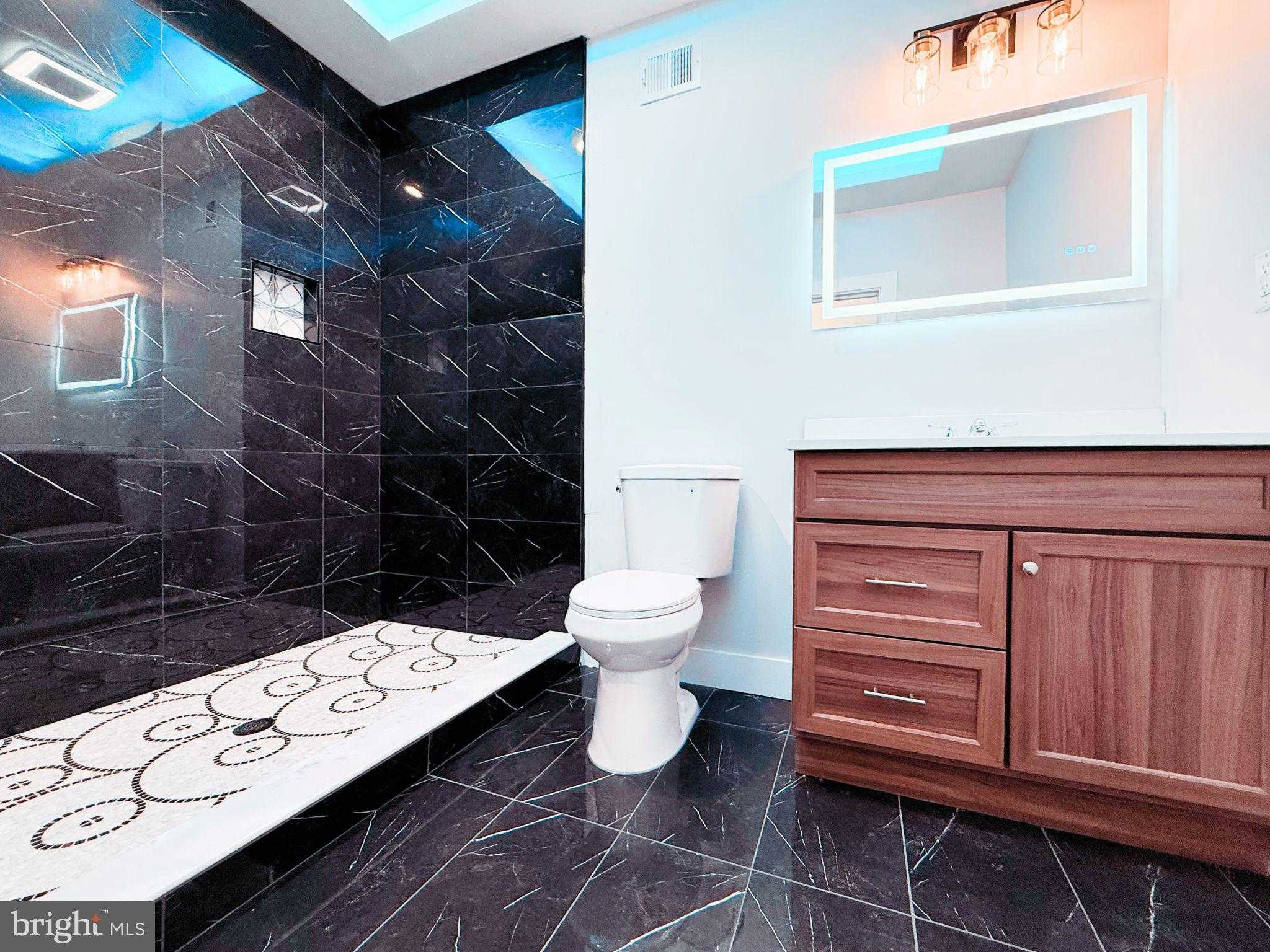 351 Font Hill Ave photo 9