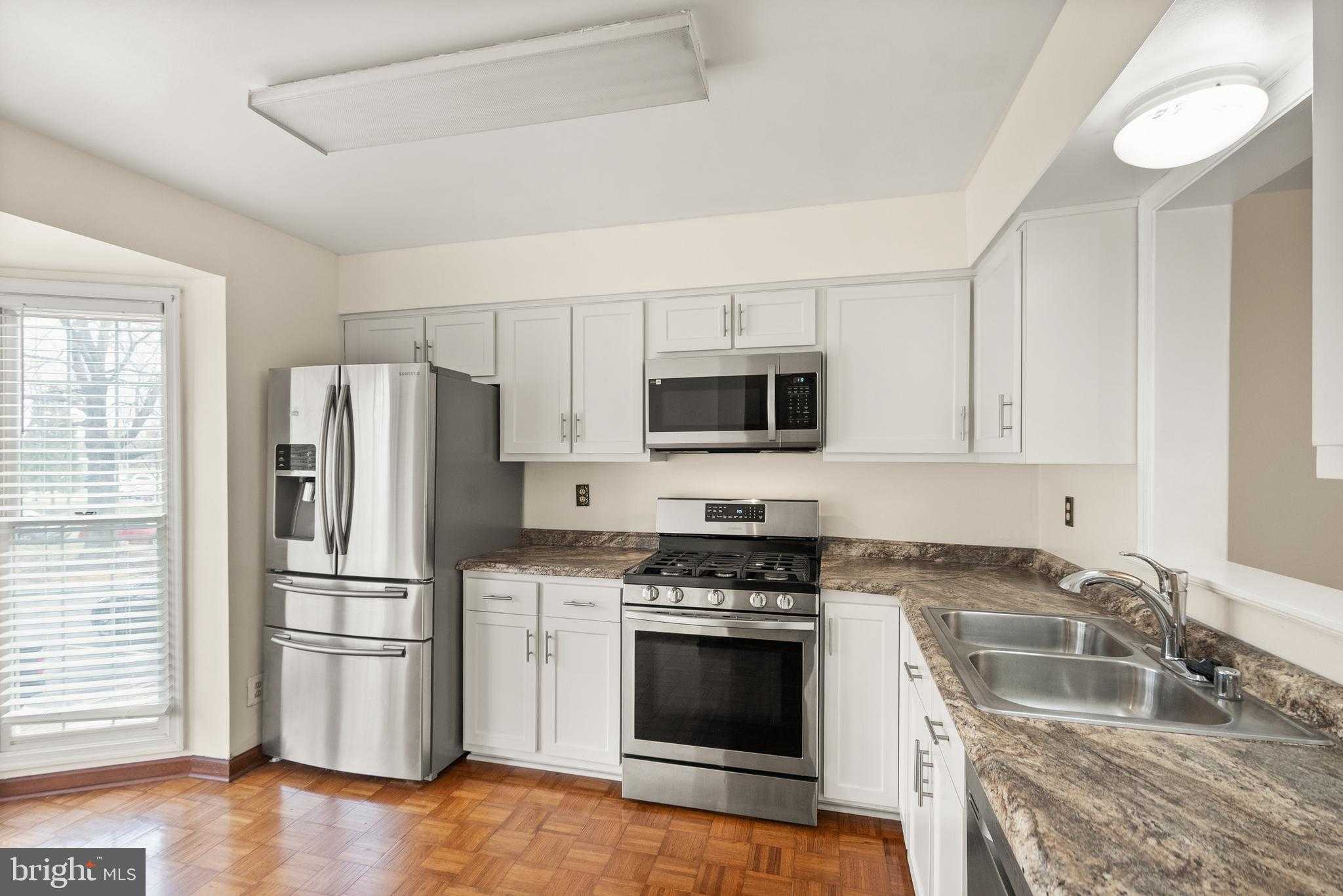 11186 Privates CT photo 5