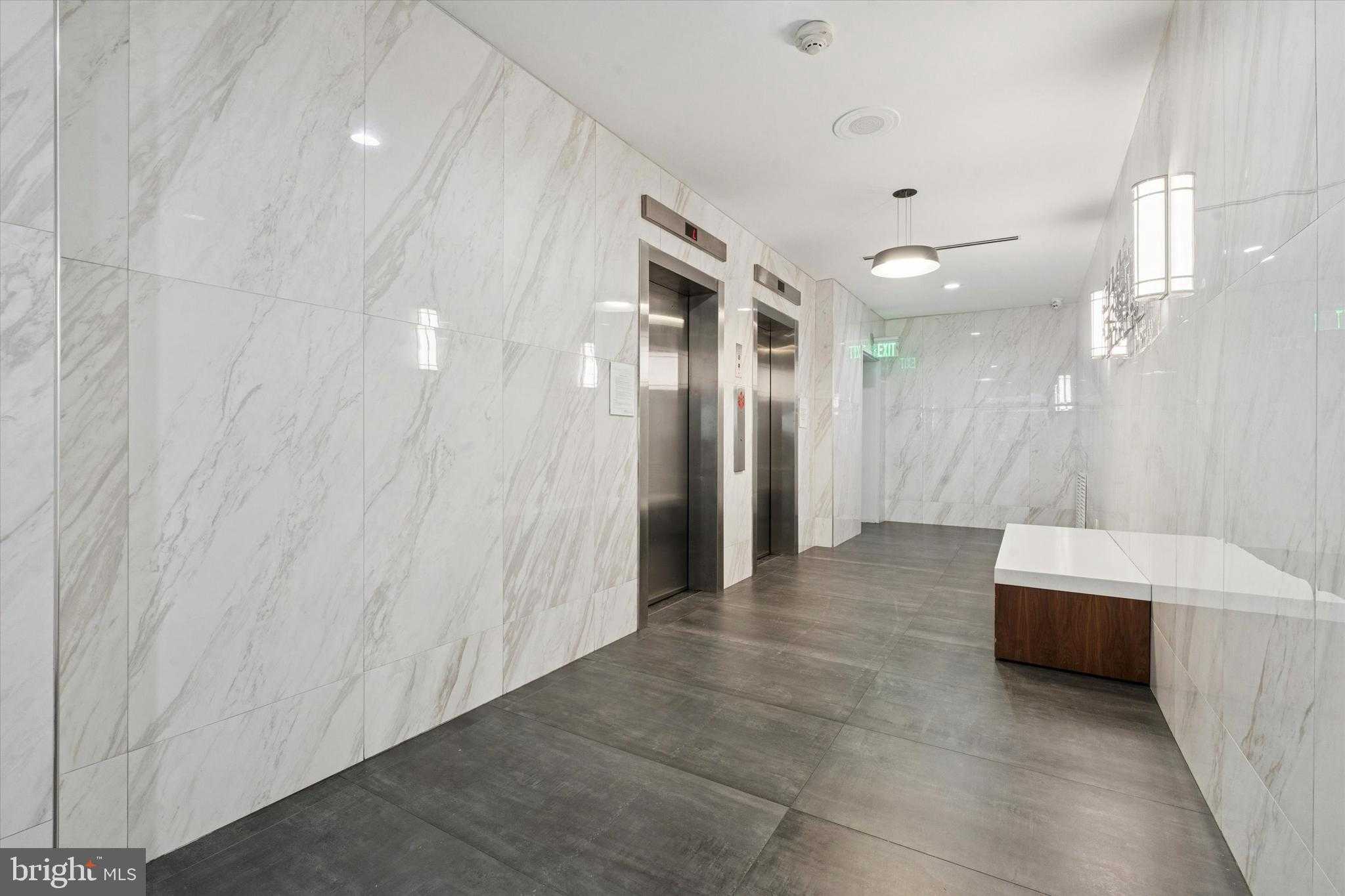 2101 Chestnut St Unit 1412 photo 15