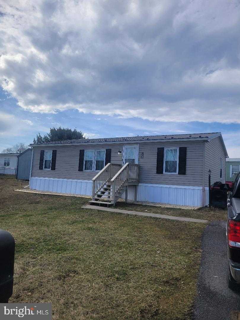 287 Royal Crest Dr photo 4