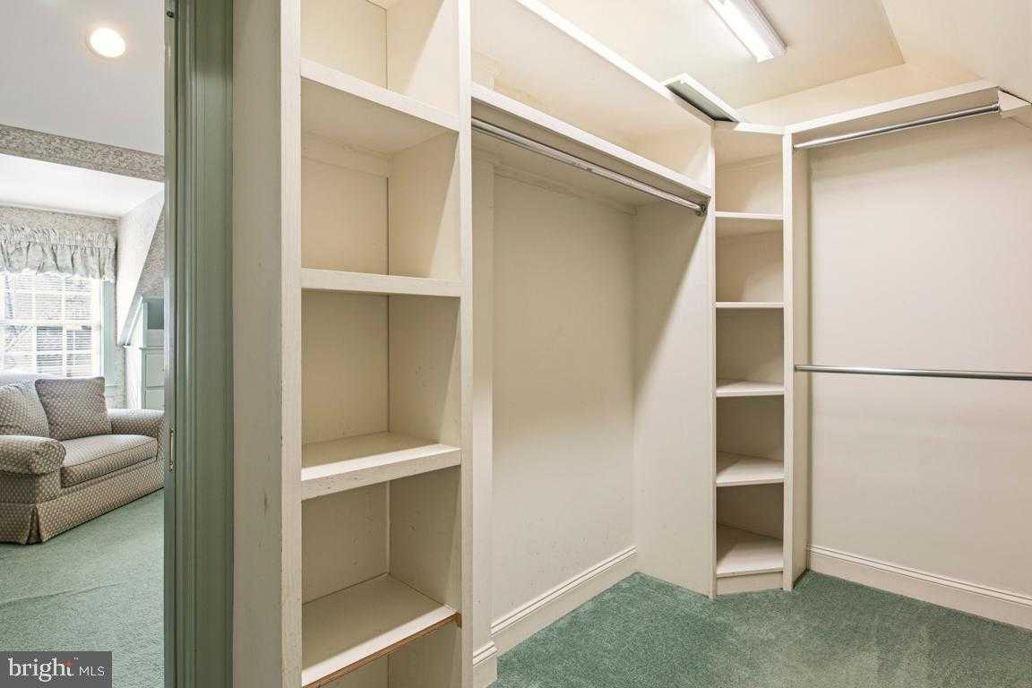 907 Lorien Dr photo 39