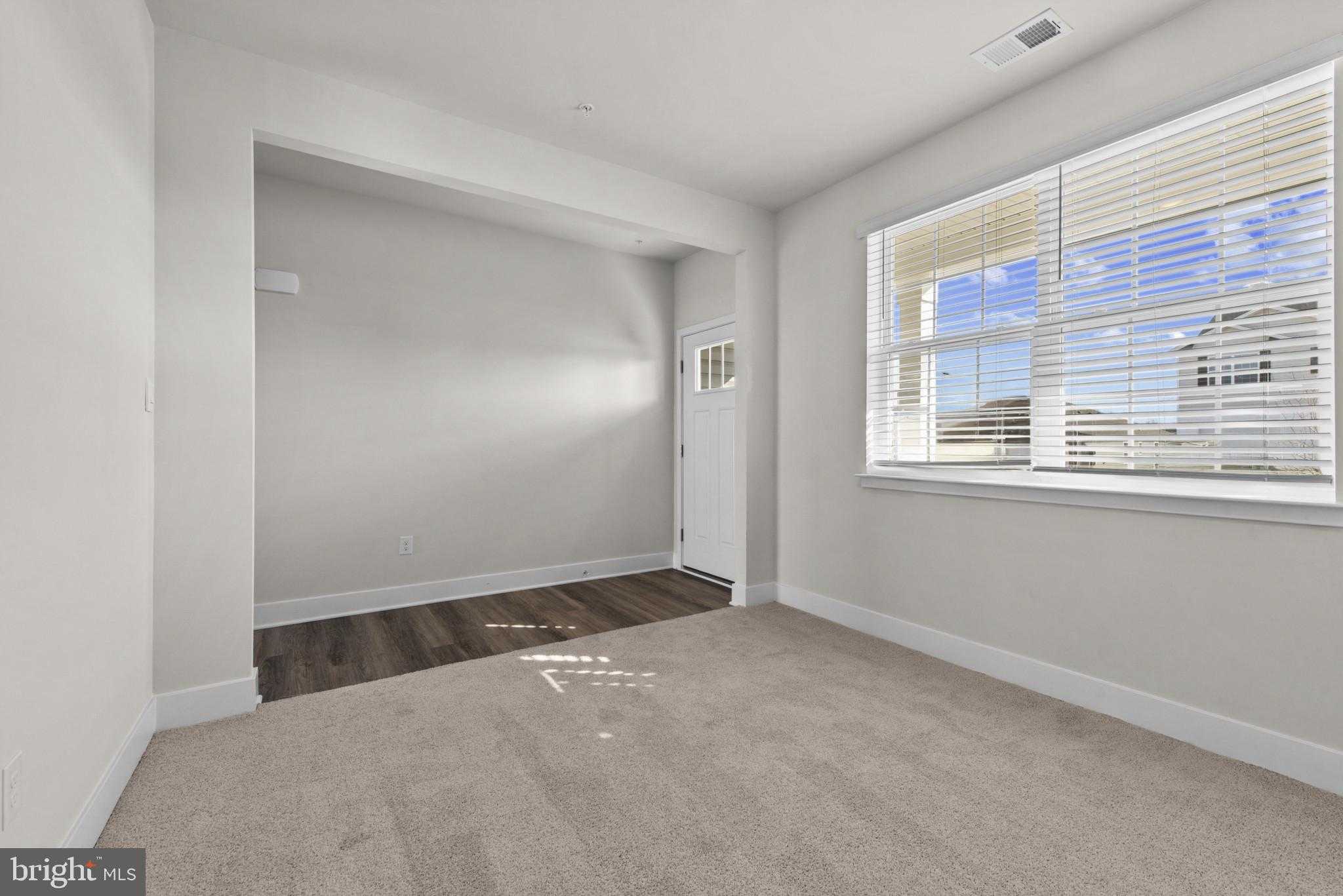 621 Hoot Owl Ln photo 3