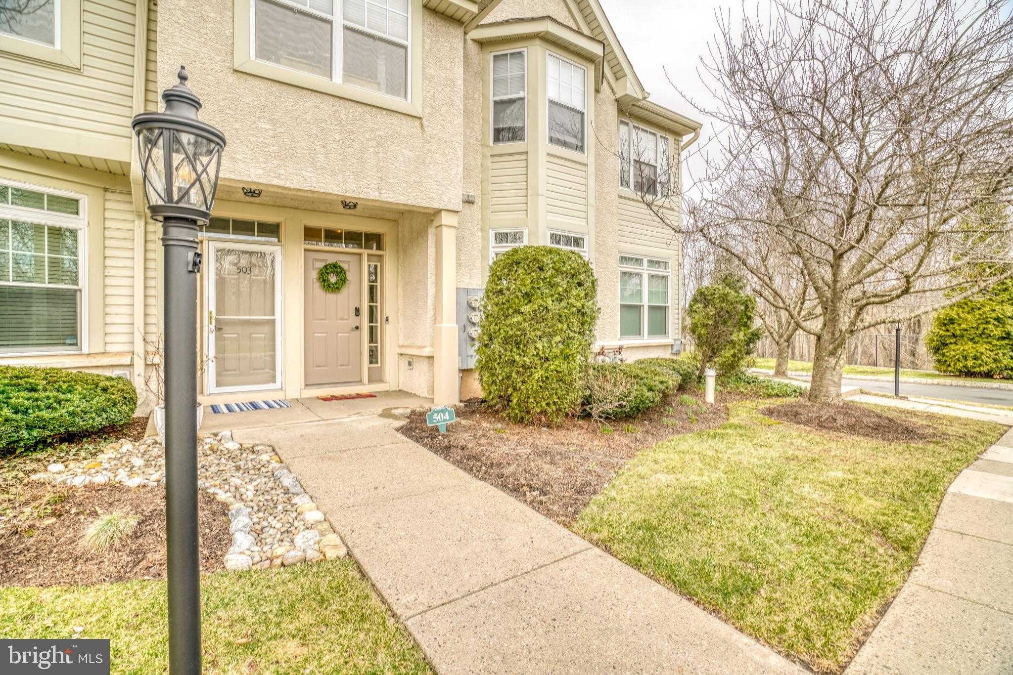 504 Dresher Woods Dr photo 2