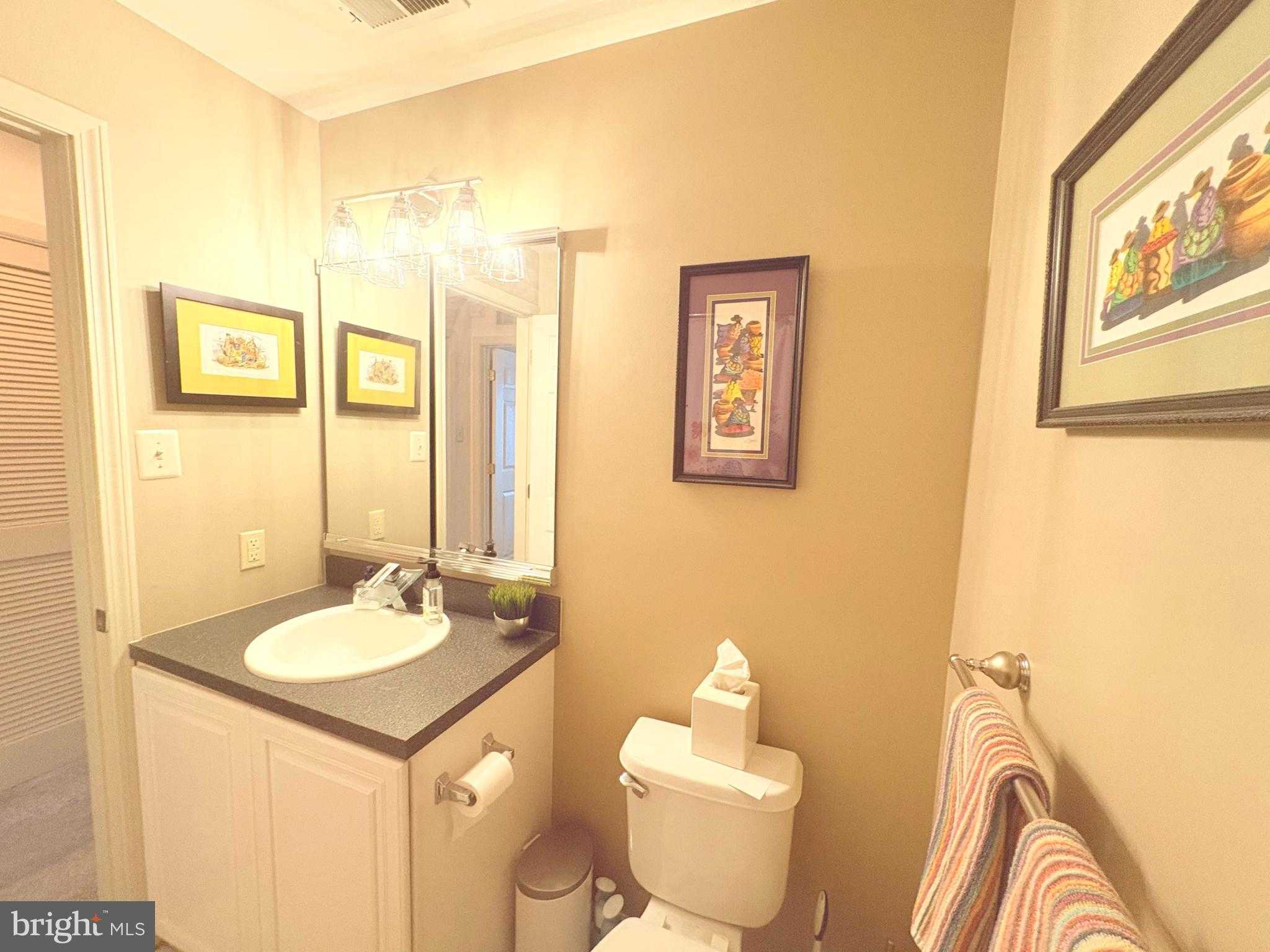 504 Dresher Woods Dr photo 32