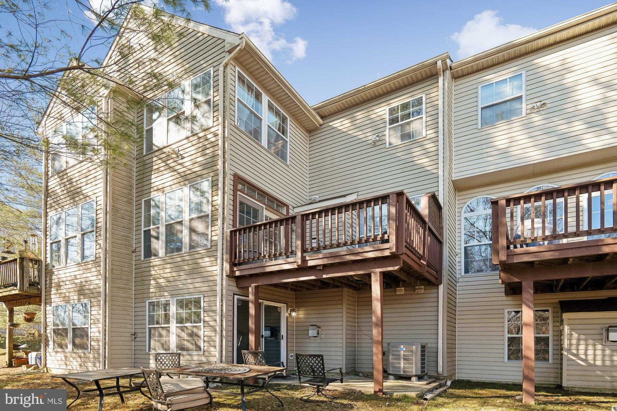 8716 Stonehouse Dr photo 40