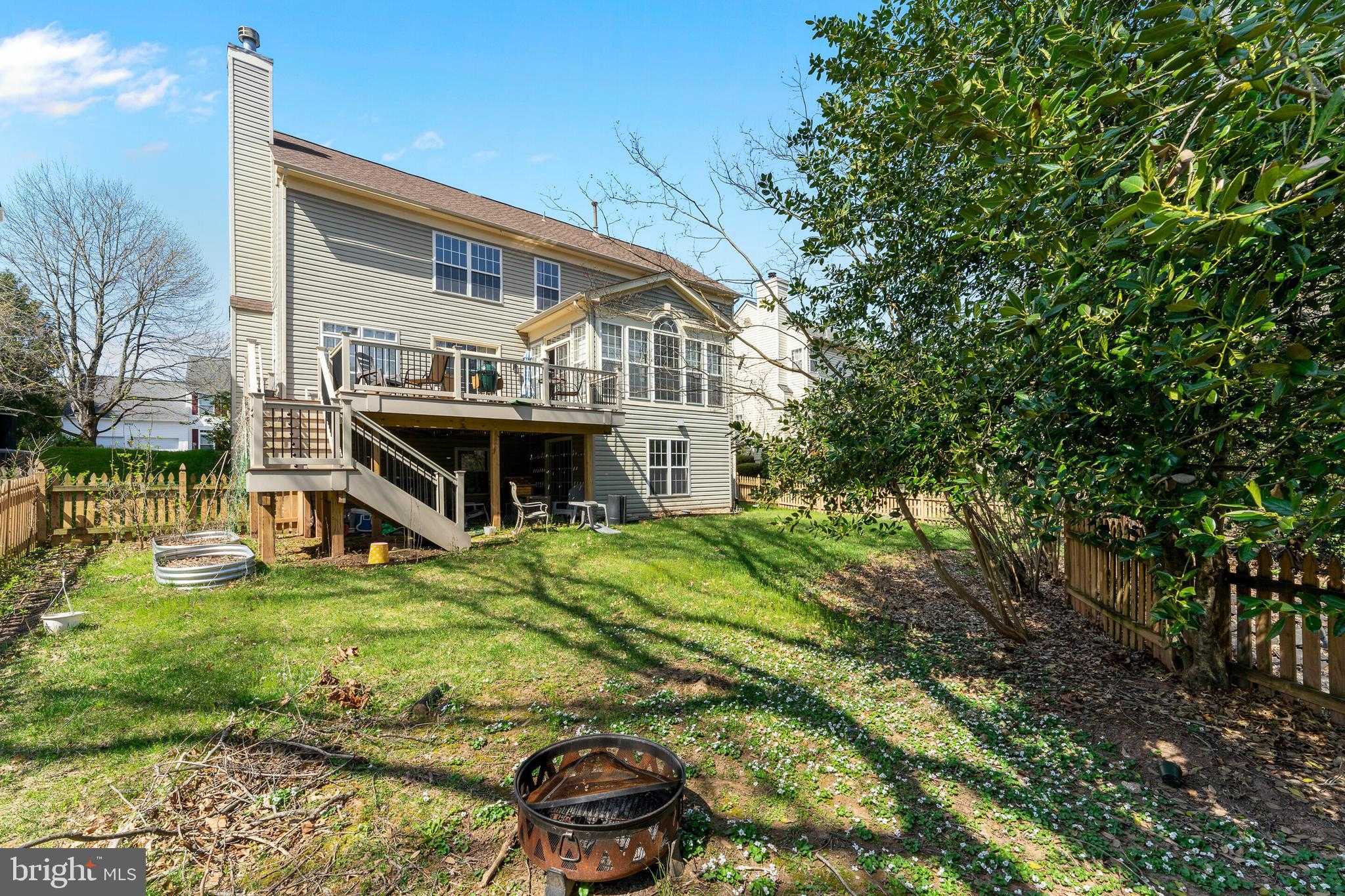 9701 Granary Pl photo 2