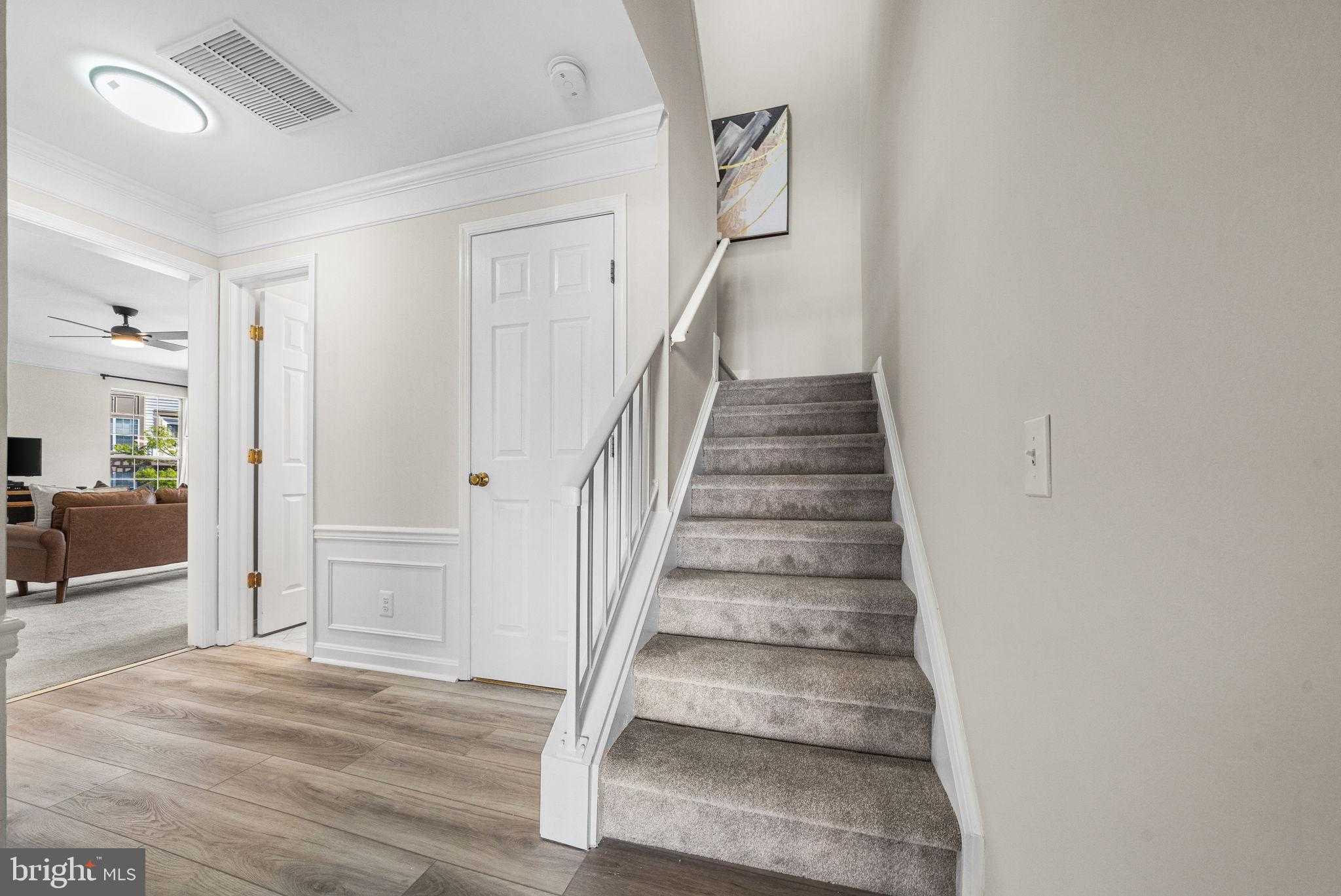 9247 Cardinal Forest Ln Unit 202 photo 4