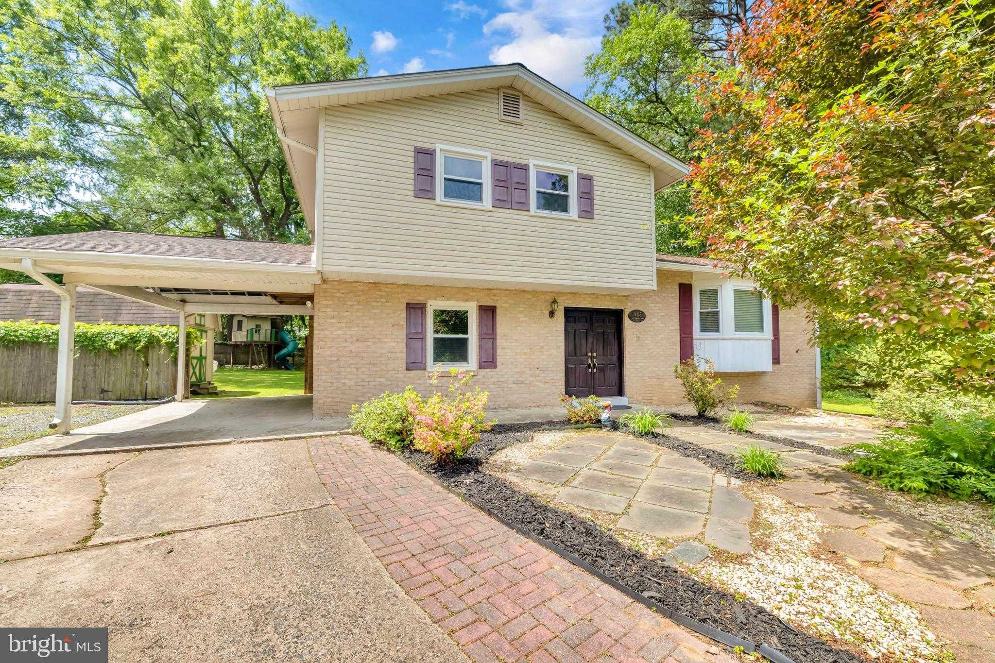 1 Bethayres CT photo 2