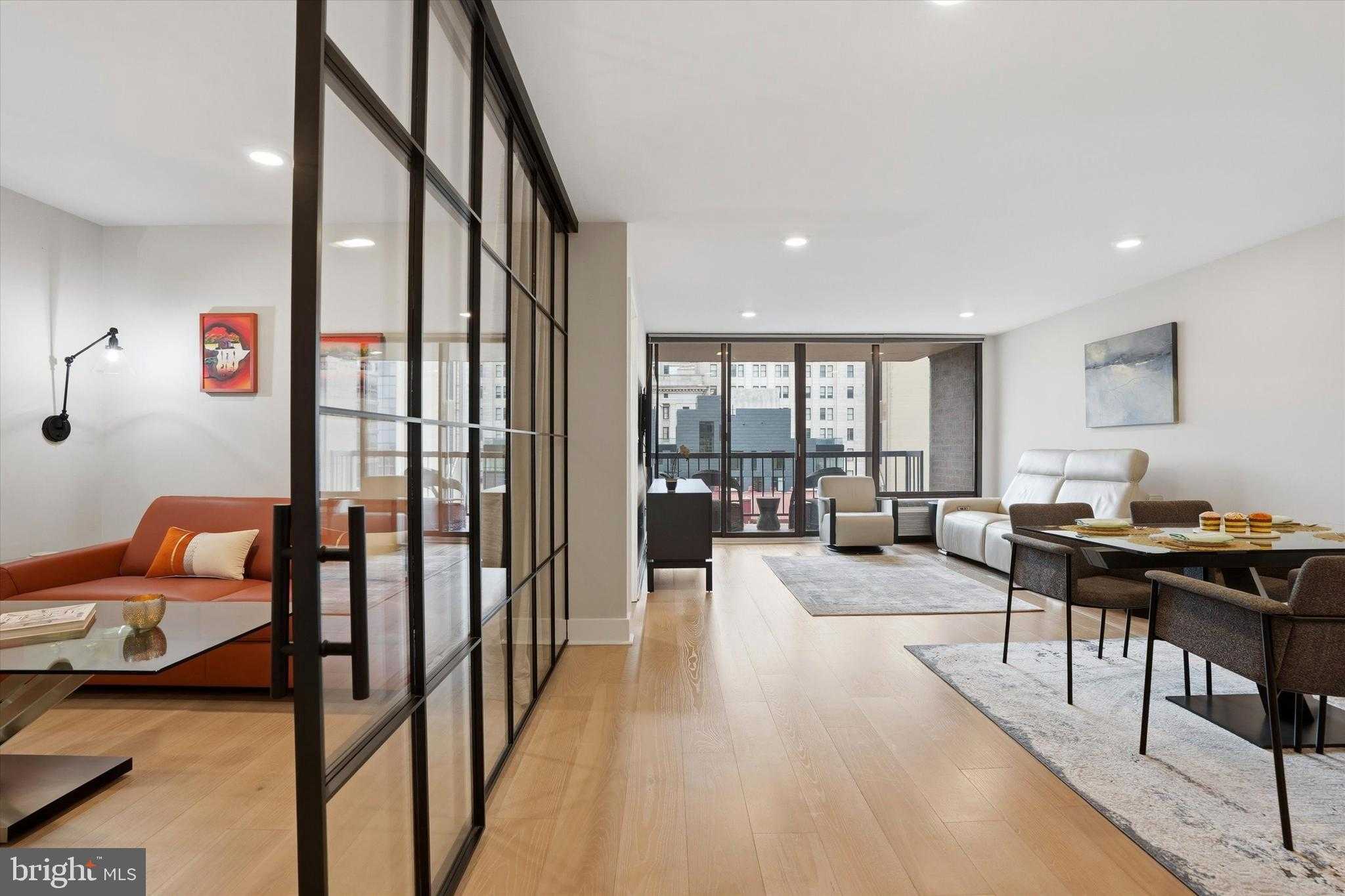 241 S 6th St Apt 1304f photo 14